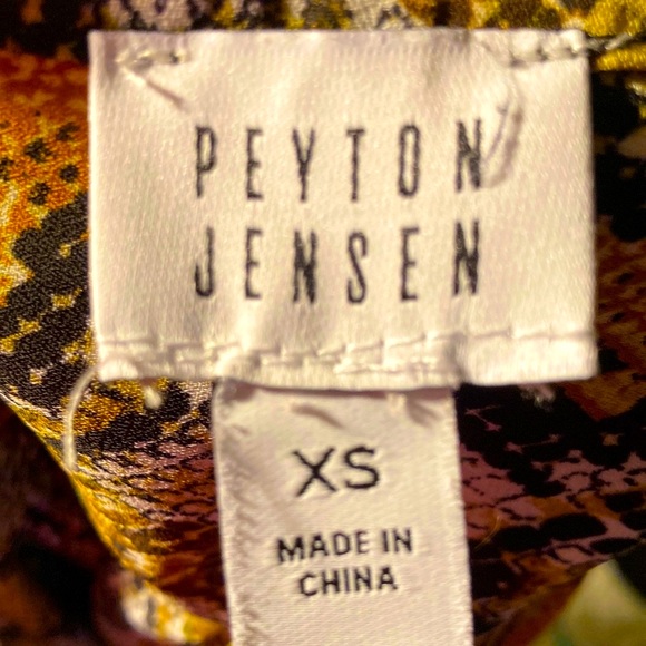 Peyton Jensen Python Snake Print Babydoll Tunic Long Sleeve V-Neck Blouse XS - Picture 6 of 7
